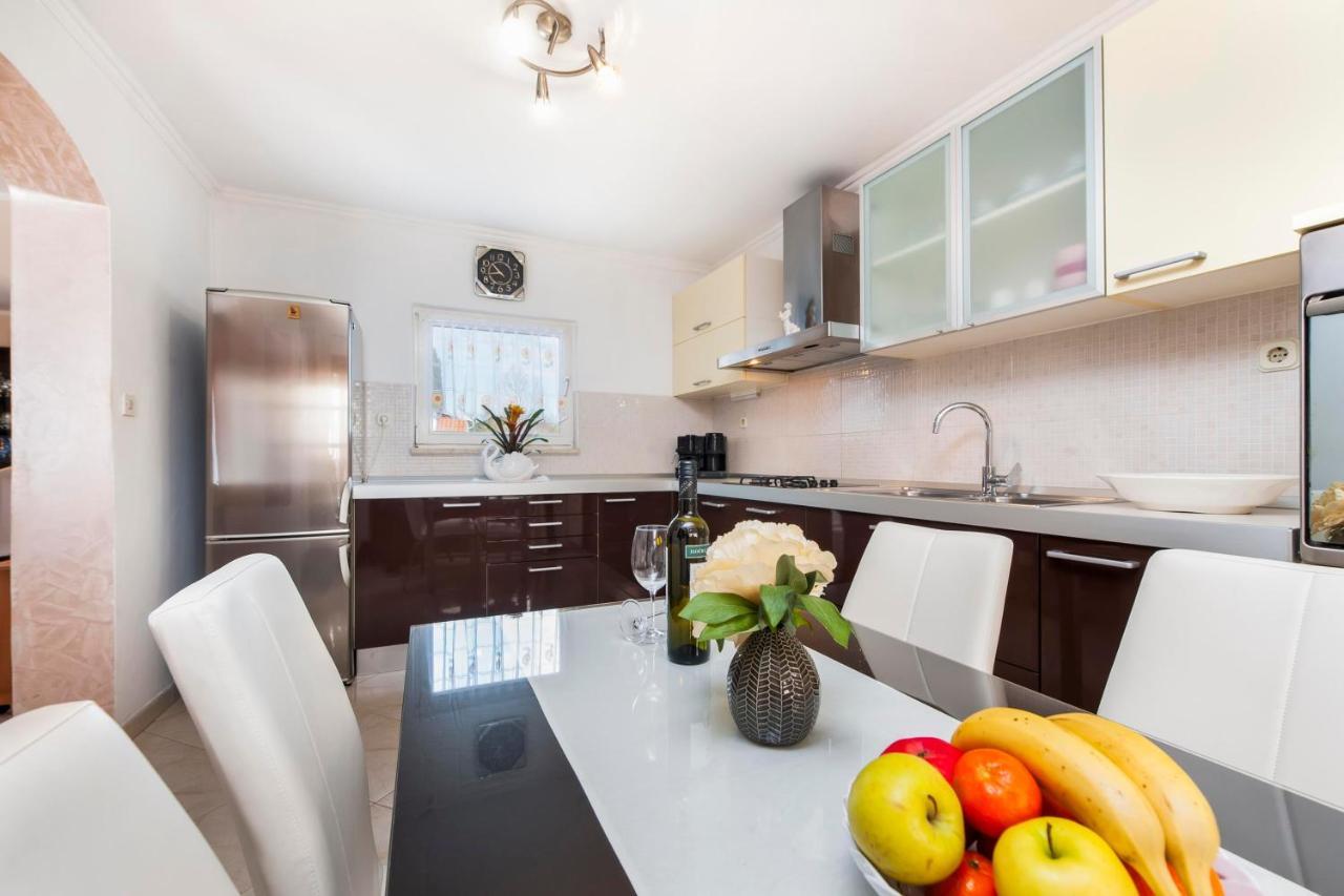 Apartments Divna روفينج المظهر الخارجي الصورة