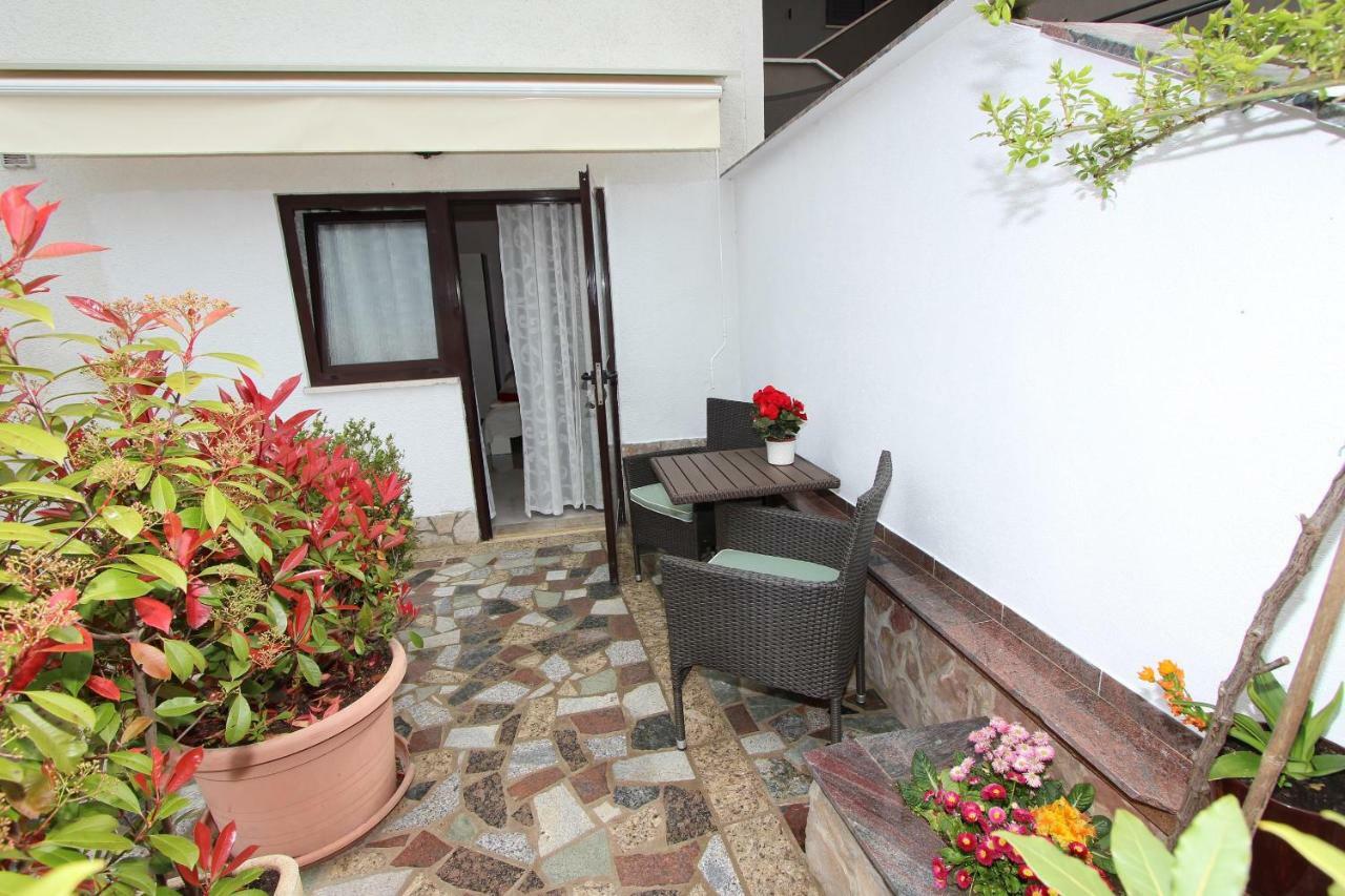 Apartments Divna روفينج المظهر الخارجي الصورة